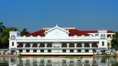 malacanang_palace.jpg