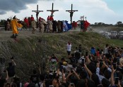 pampanga-crucifixion-march-2024_.jpg